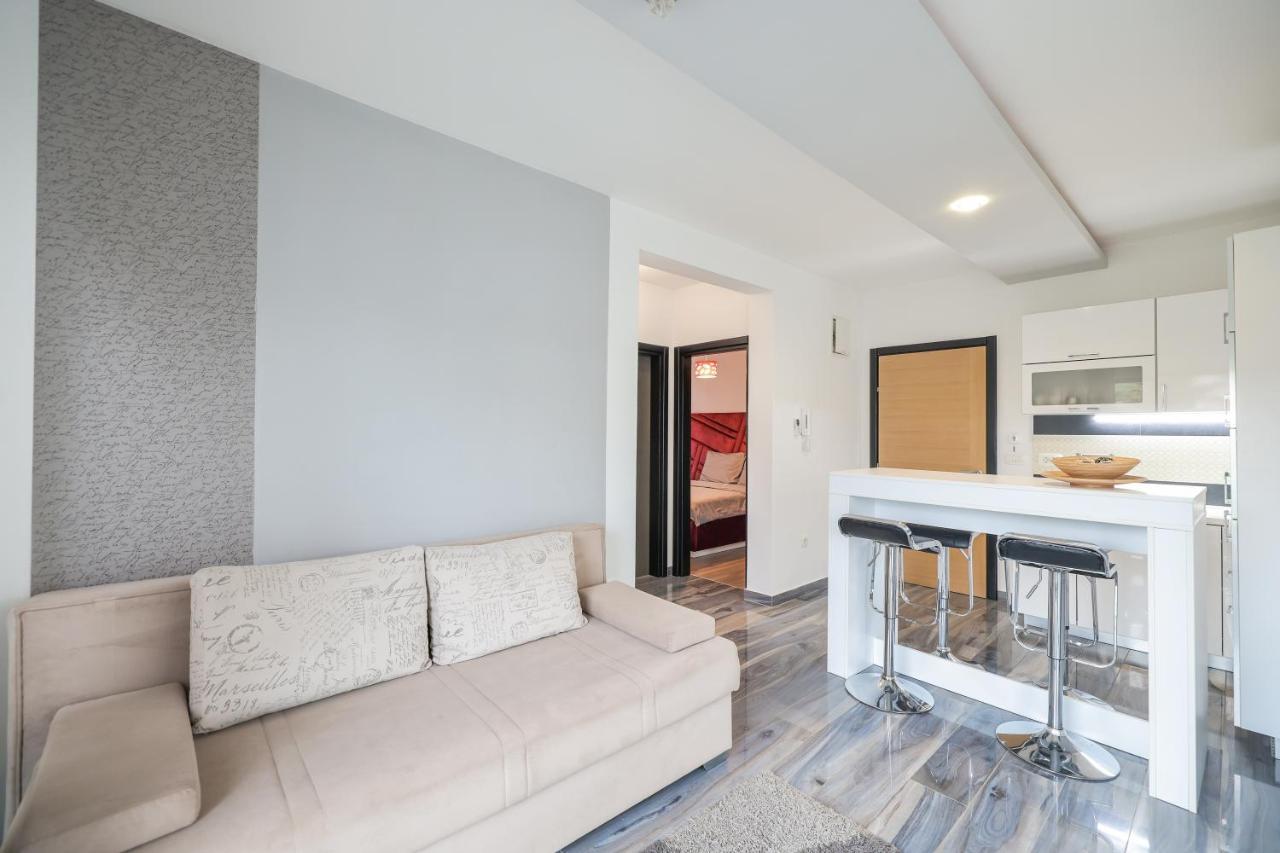 Boutique Apartments Blitz Bibinje Ngoại thất bức ảnh